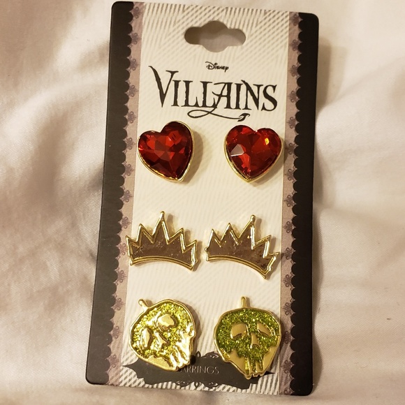 Disney Jewelry - LAST CHANCE Disney Villain Evil Queen earrings set